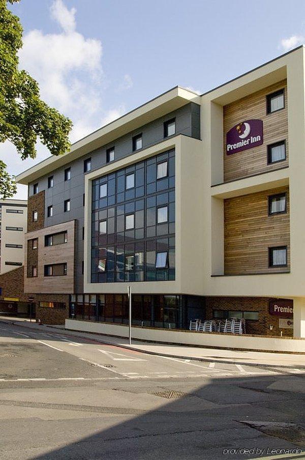 Premier Inn Durham City Centre Экстерьер фото